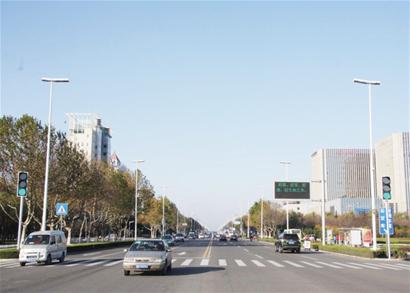 市區(qū)信號(hào)燈將智能化 根據(jù)車(chē)流量變紅綠
