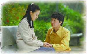 據(jù)說(shuō)，王大治和董潔是因拍攝《請(qǐng)你原諒我》而生情。