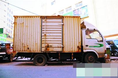 青島清理路邊停放廢舊車輛 青島清理路邊停放廢舊車輛