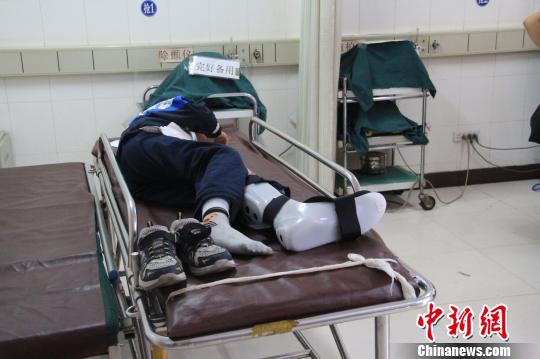 西安發(fā)生小學生踩踏事件校方與景區(qū)各執(zhí)一詞