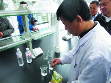 青島山泉水重金屬超標(biāo) 自來水礦物質(zhì)更豐富 青島山泉水重金屬超標(biāo) 自來水礦物質(zhì)更豐富