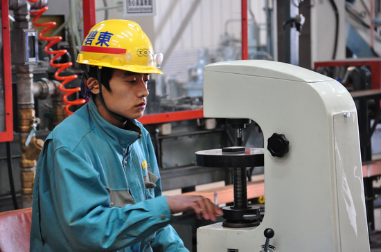 日本東碧項(xiàng)目落戶(hù)青島 生產(chǎn)履帶投資300億日元 日本東碧項(xiàng)目落戶(hù)青島 生產(chǎn)履帶投資300億日元