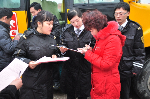 交運(yùn)校車添黃島線路 家長需先簽安全承諾