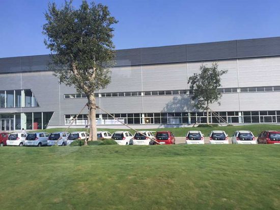 提升續(xù)航能力 比德文電動(dòng)神車(chē)創(chuàng)造億元神話(huà)